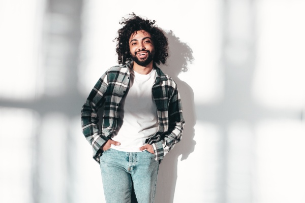 Black Power longo - Cortes de cabelo longo para homens